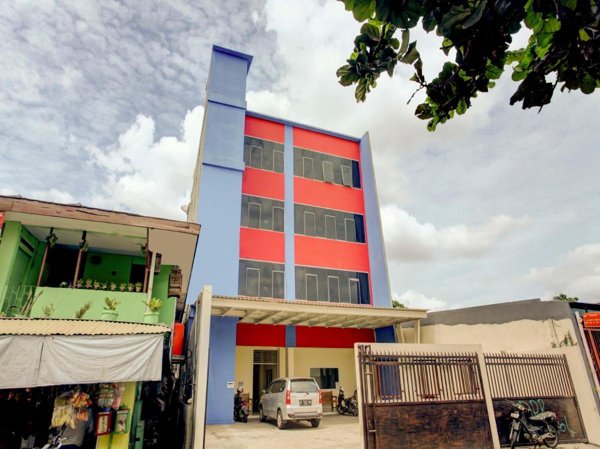 Oyo 90141 3A Syariah Hotel Jakarta Exterior foto