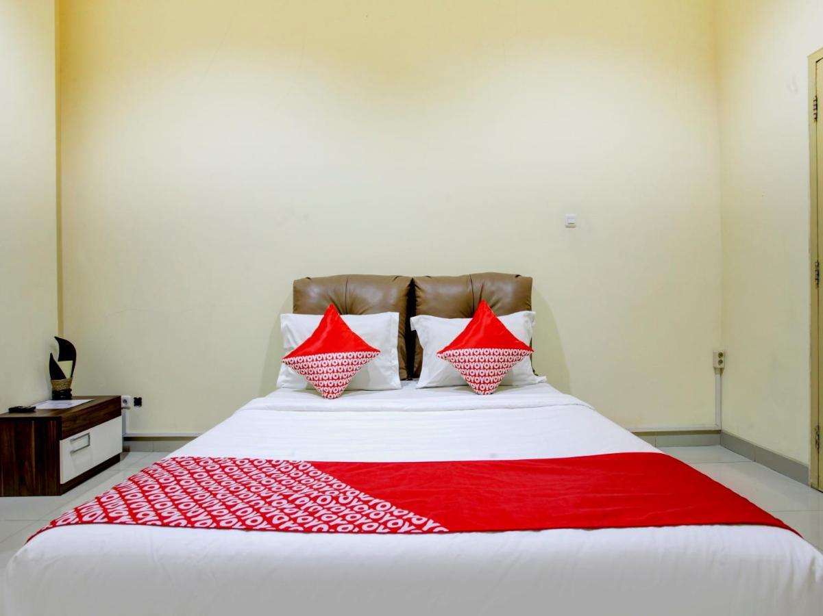 Oyo 90141 3A Syariah Hotel Jakarta Exterior foto