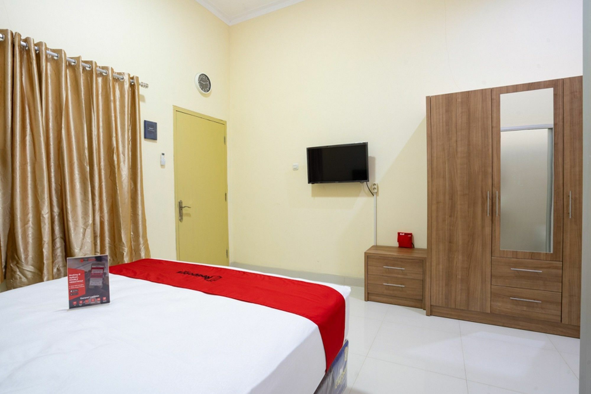 Oyo 90141 3A Syariah Hotel Jakarta Exterior foto